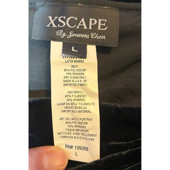Xscape By Joanna Chen Black Velvet Off-Shoulder Top Lg Elegant Cocktail Party - Picture 3 of 9